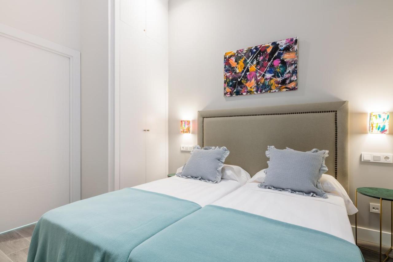 Apartamentos La Xiuca Playa Gijon Bagian luar foto